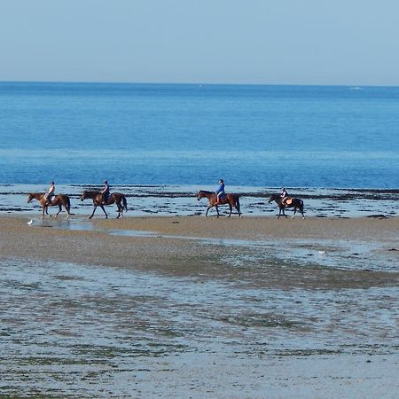 Le Clos Normand Ξενοδοχείο Saint-Aubin-sur-Mer  Εξωτερικό φωτογραφία